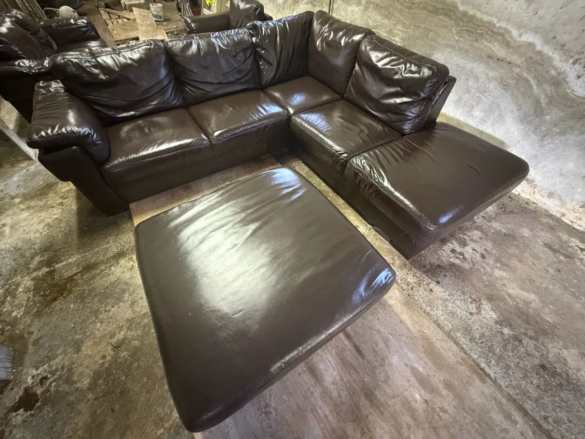 Suite furniture - Image 2