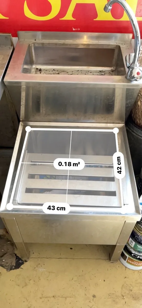 Stainless steel tables & sink - Image 1