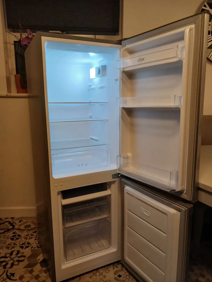 Fridge Freezer 60/40 - Image 3