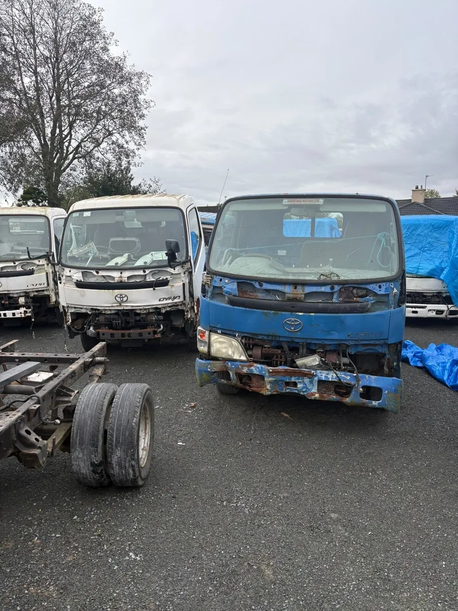 Breaking Toyota Dyna - Image 1