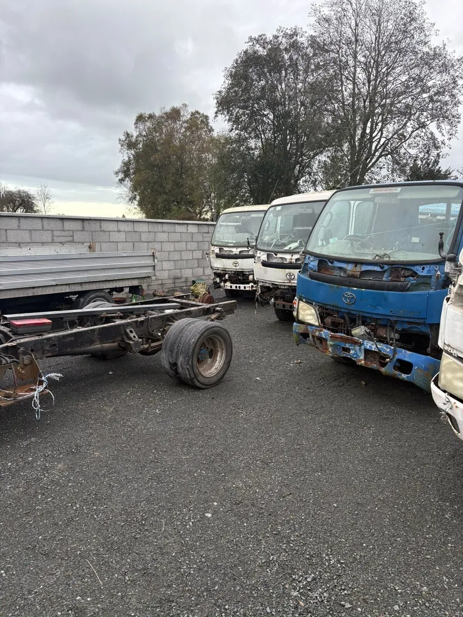 Breaking Toyota Dyna - Image 2