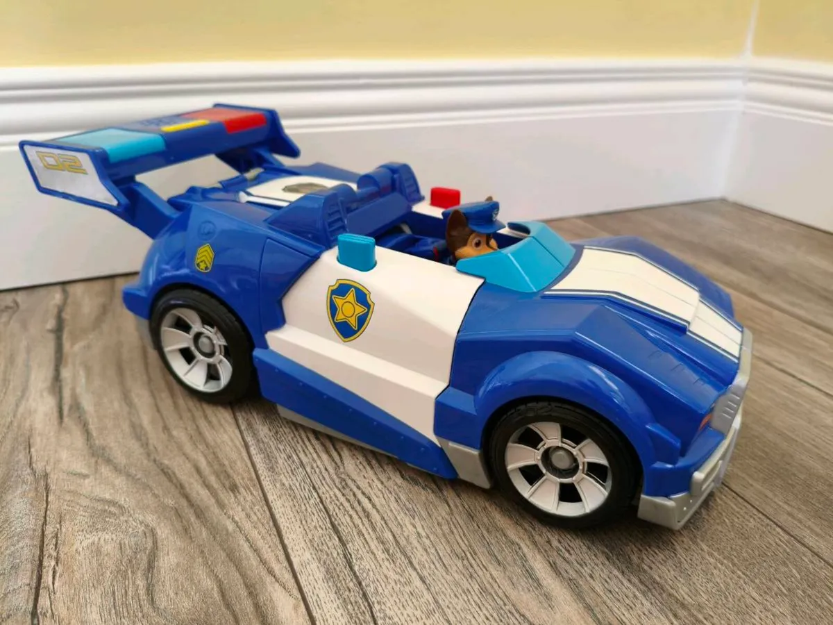 Paw Patrol Chase Transforming City Cruiser (Length - Image 1