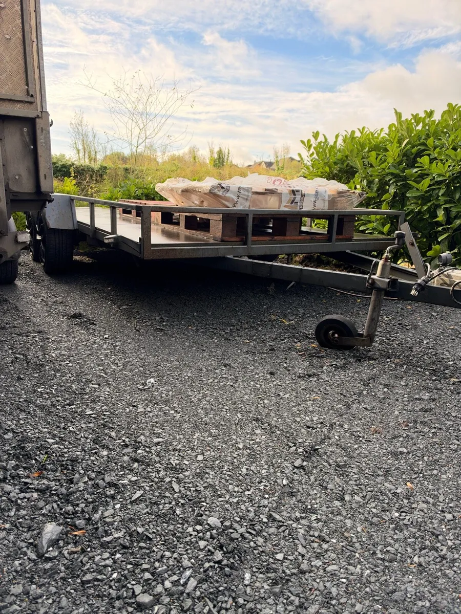 Flat trailer - Image 1