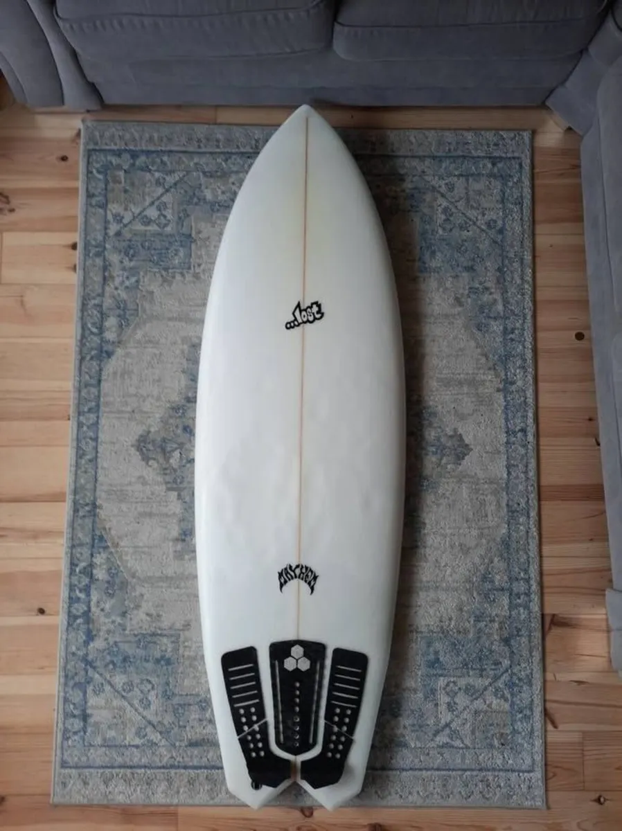 Lost 5'4'' Surfboard - Image 1