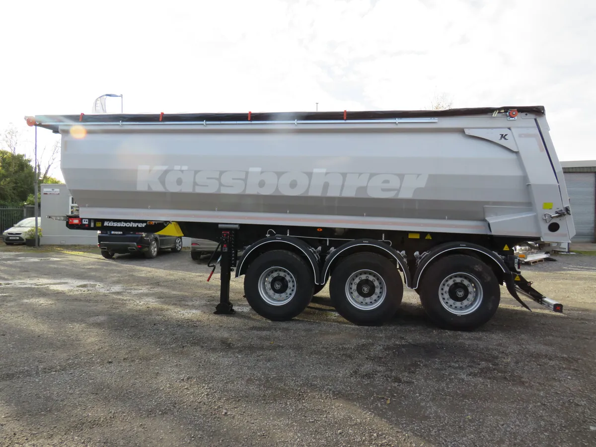 Aggregate Tipper - Image 1
