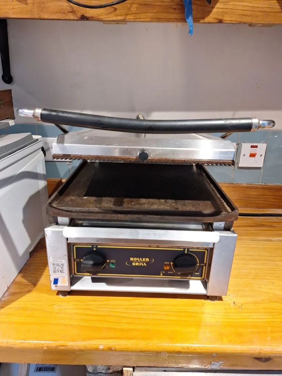 CONTACT GRILL - Image 1