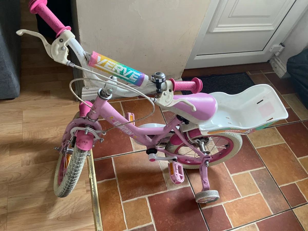 Girls bike