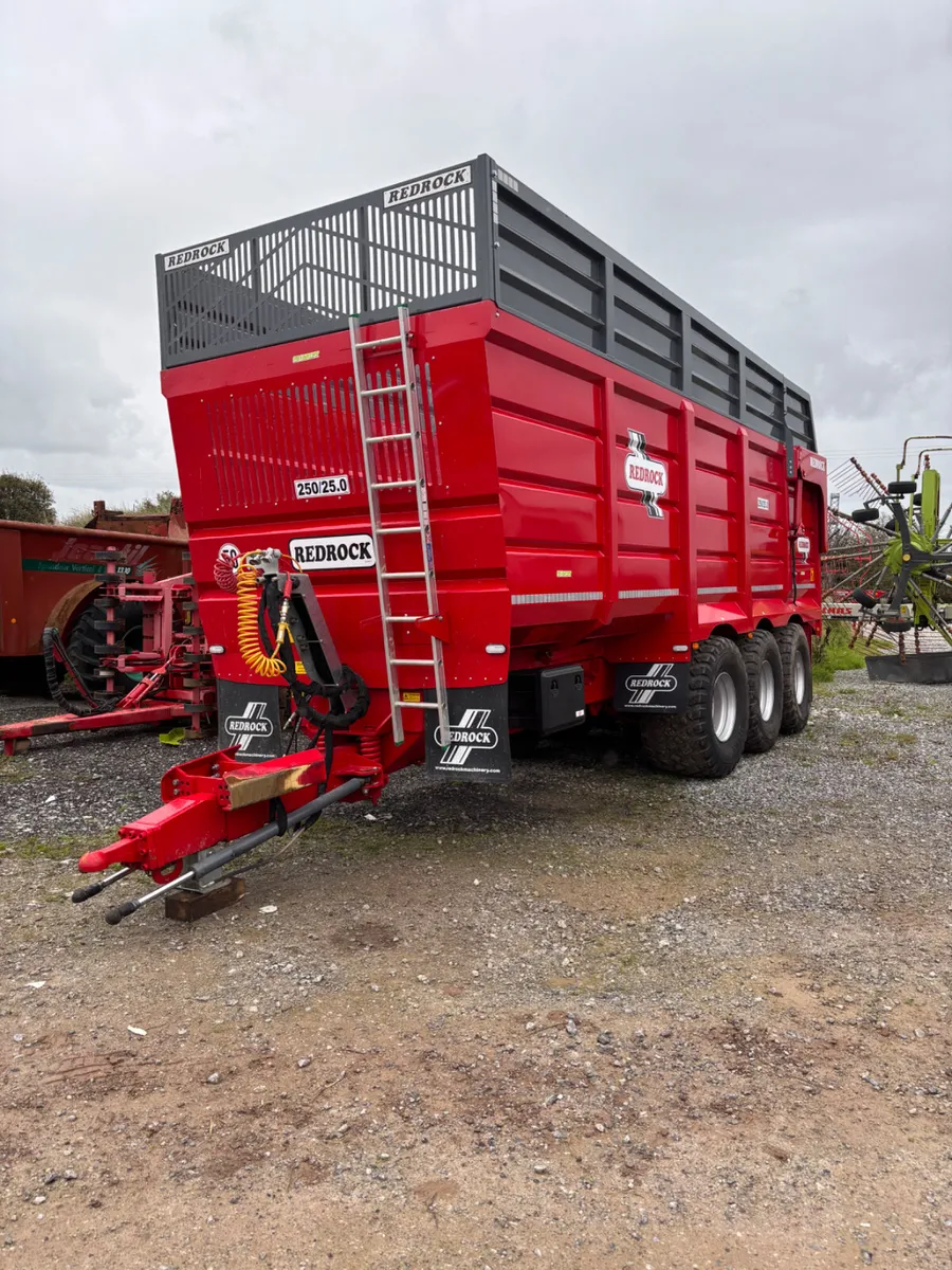 Silage trailer - Image 2
