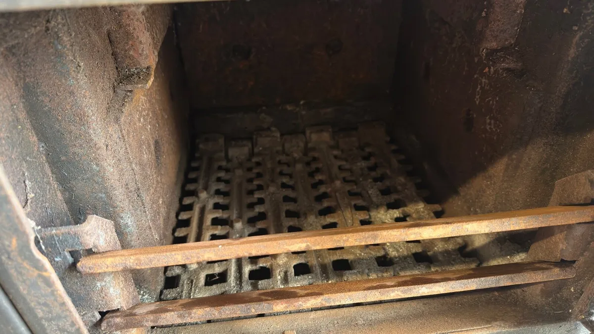 Arrow Multifuel Stove - Image 4