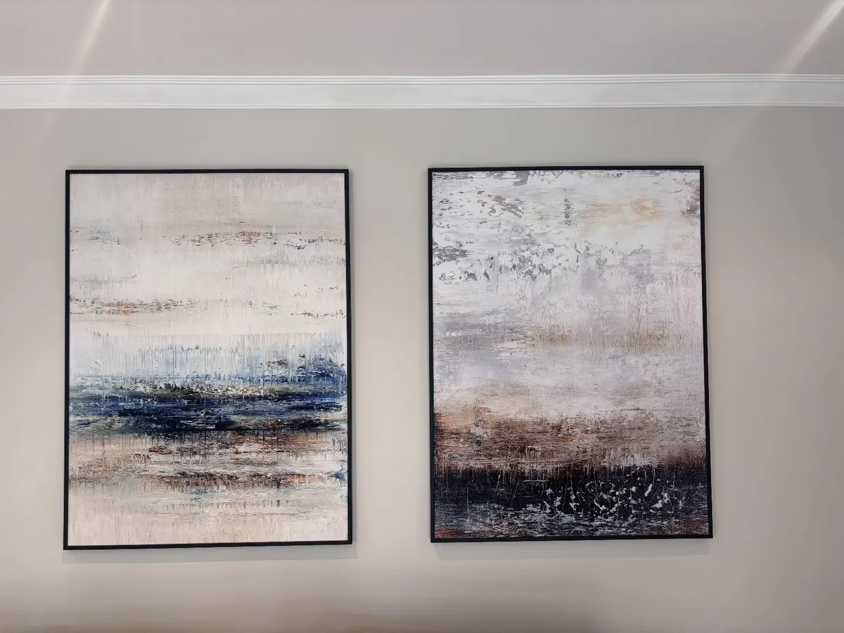 Large Twin Canvas Pictures - Image 1