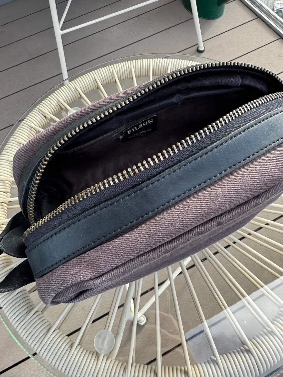Filson Rugged Twill Travel Kit / Wash Bag - Image 3