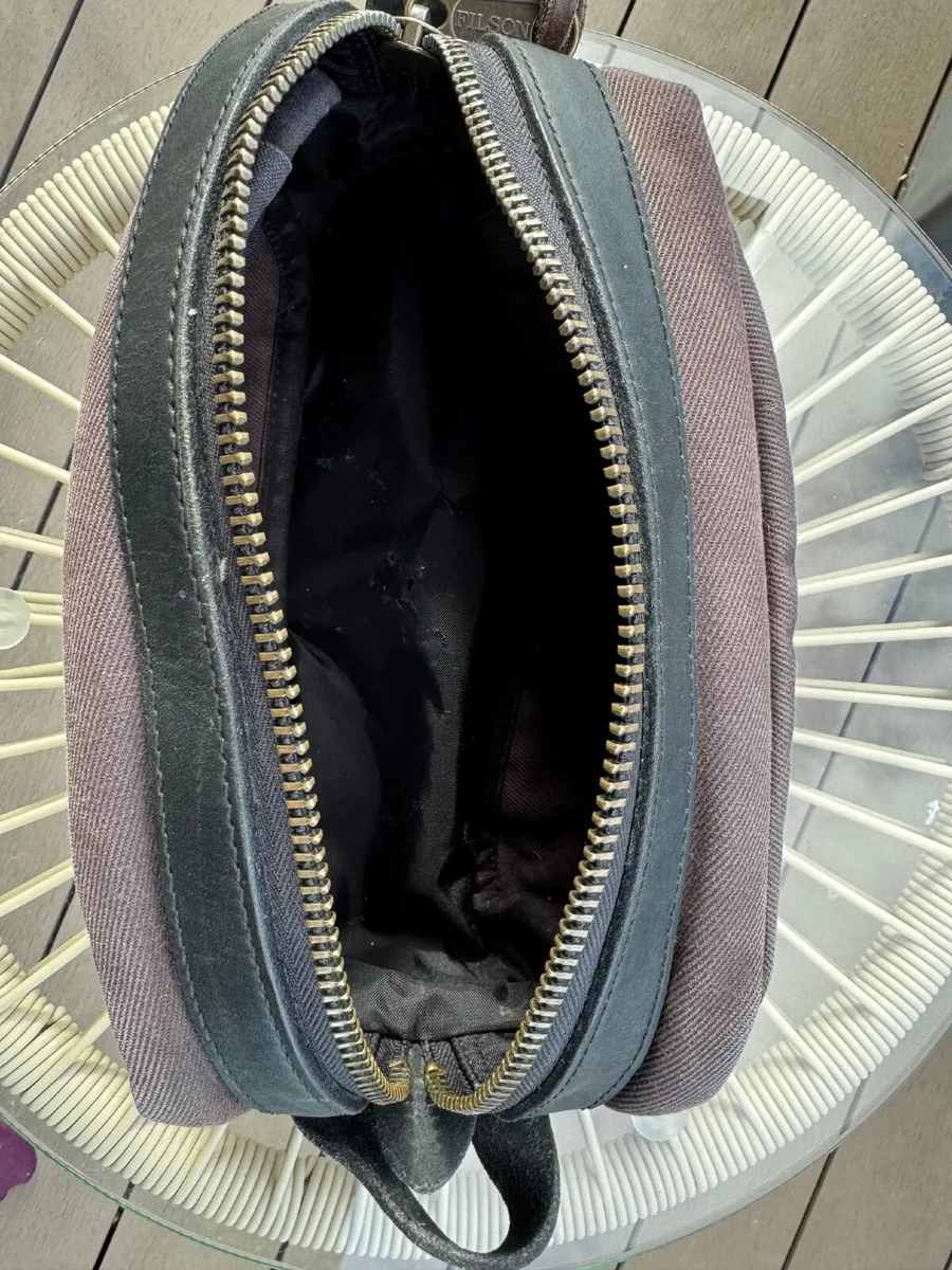 Filson Rugged Twill Travel Kit / Wash Bag - Image 2