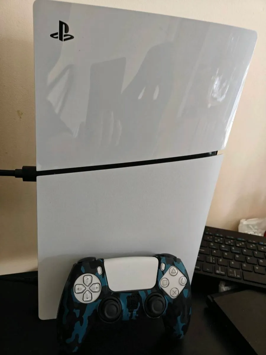Playstation 5 - Image 2