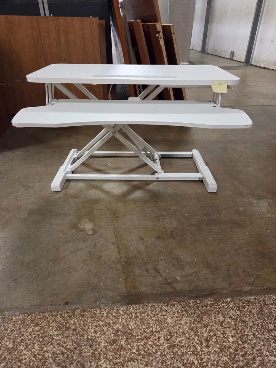 Desk converter - Image 2