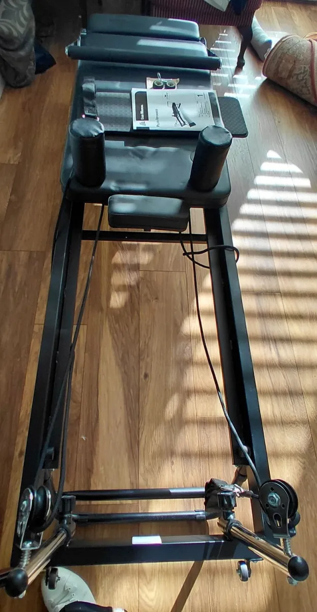 Reformer Pilates Machine - Image 1