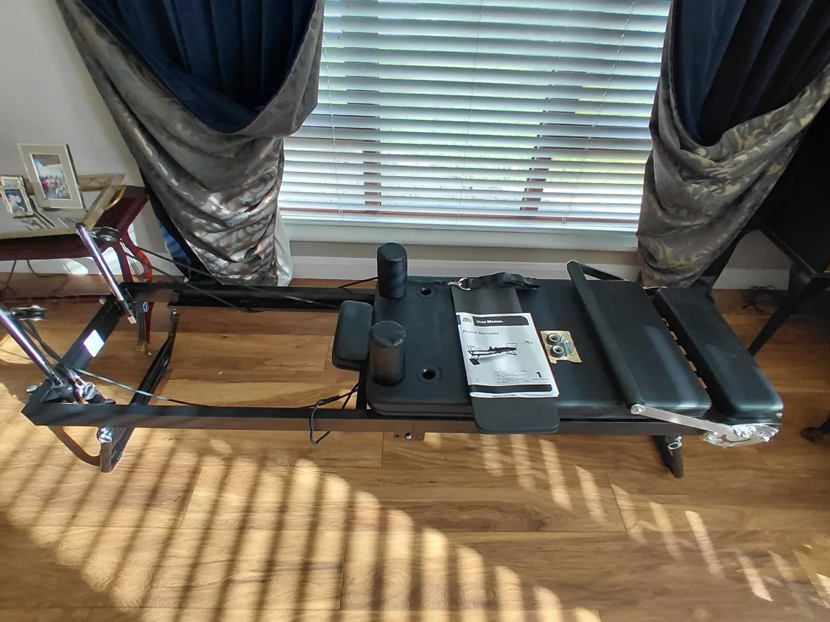 Reformer Pilates Machine - Image 3