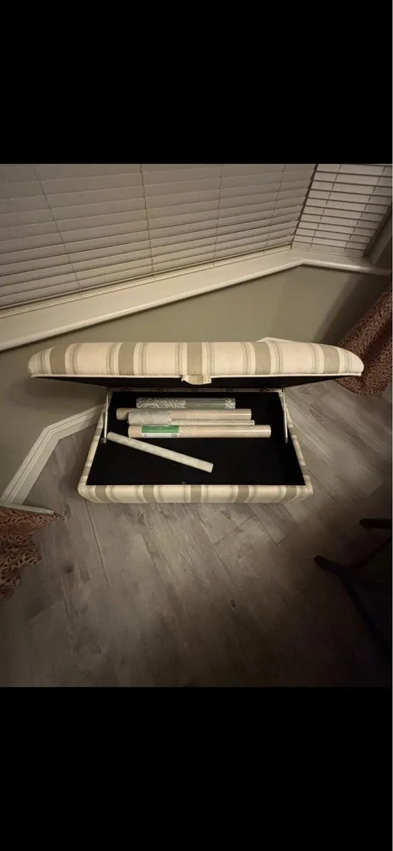 Footstool - Image 3