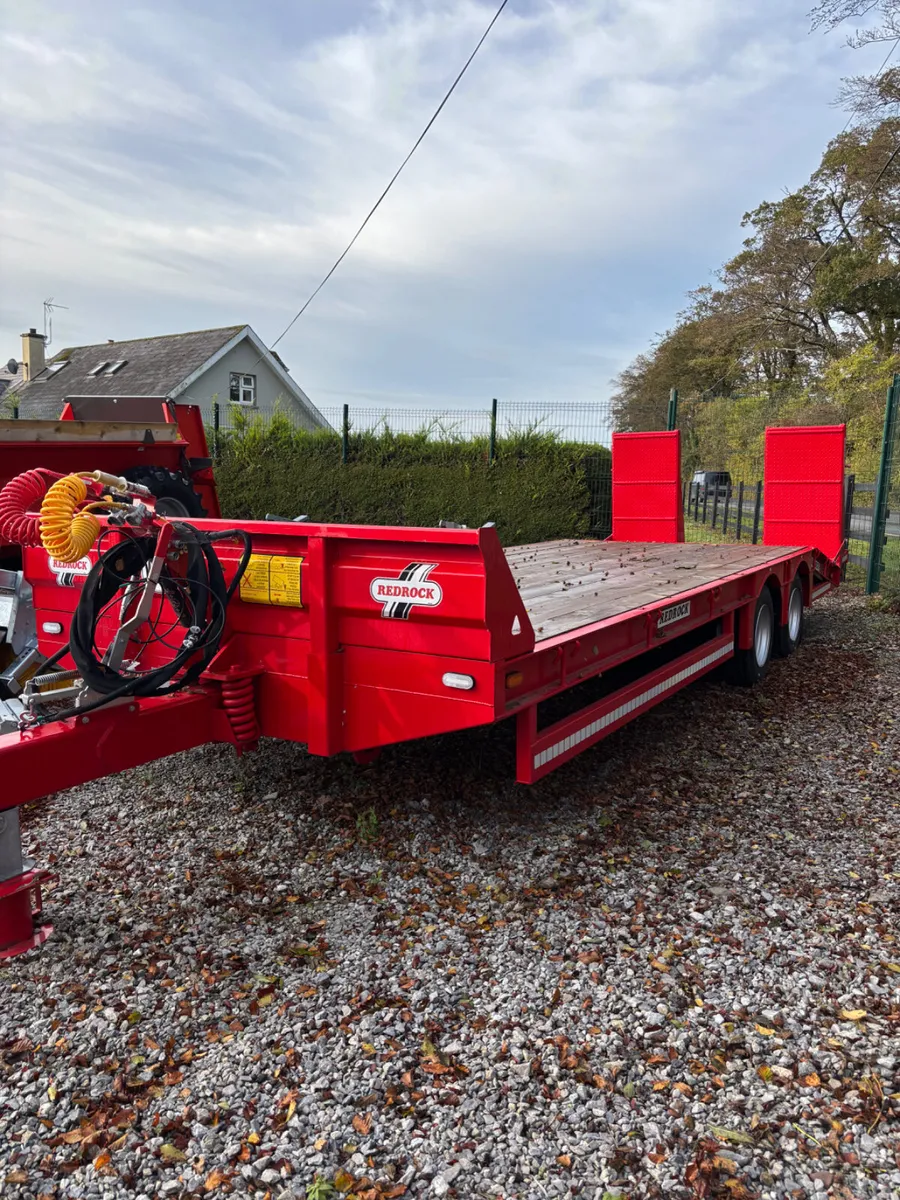 Low loader - Image 2