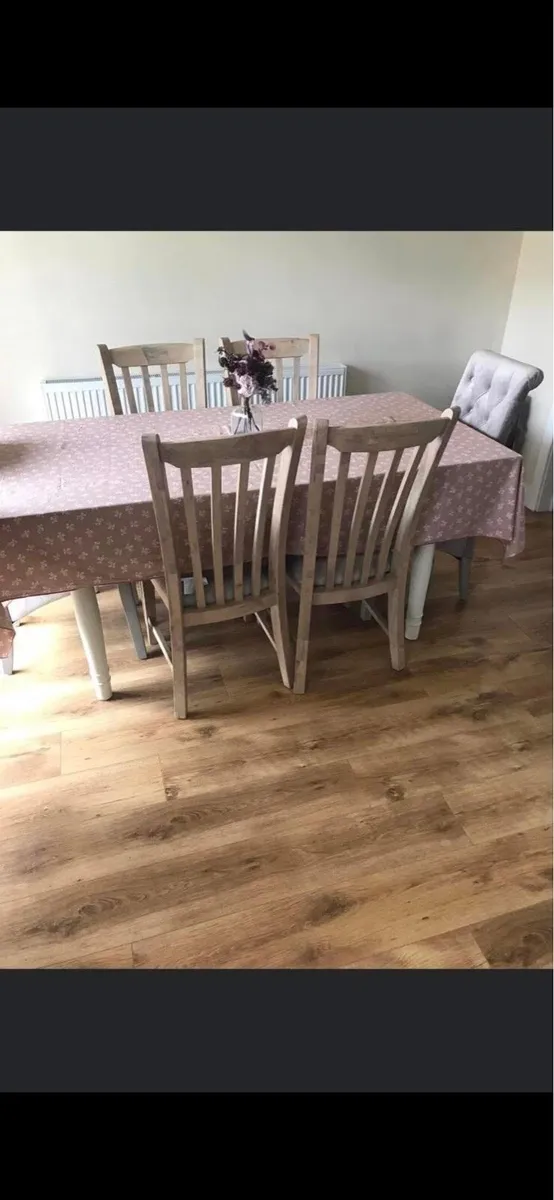 Dining table and chairs - Image 4