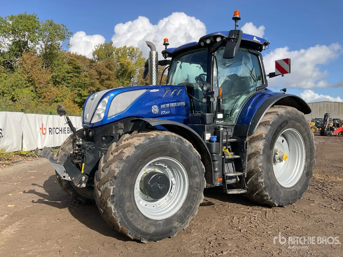 2024 New Holland T7.300 4WD Tractor - Image 1