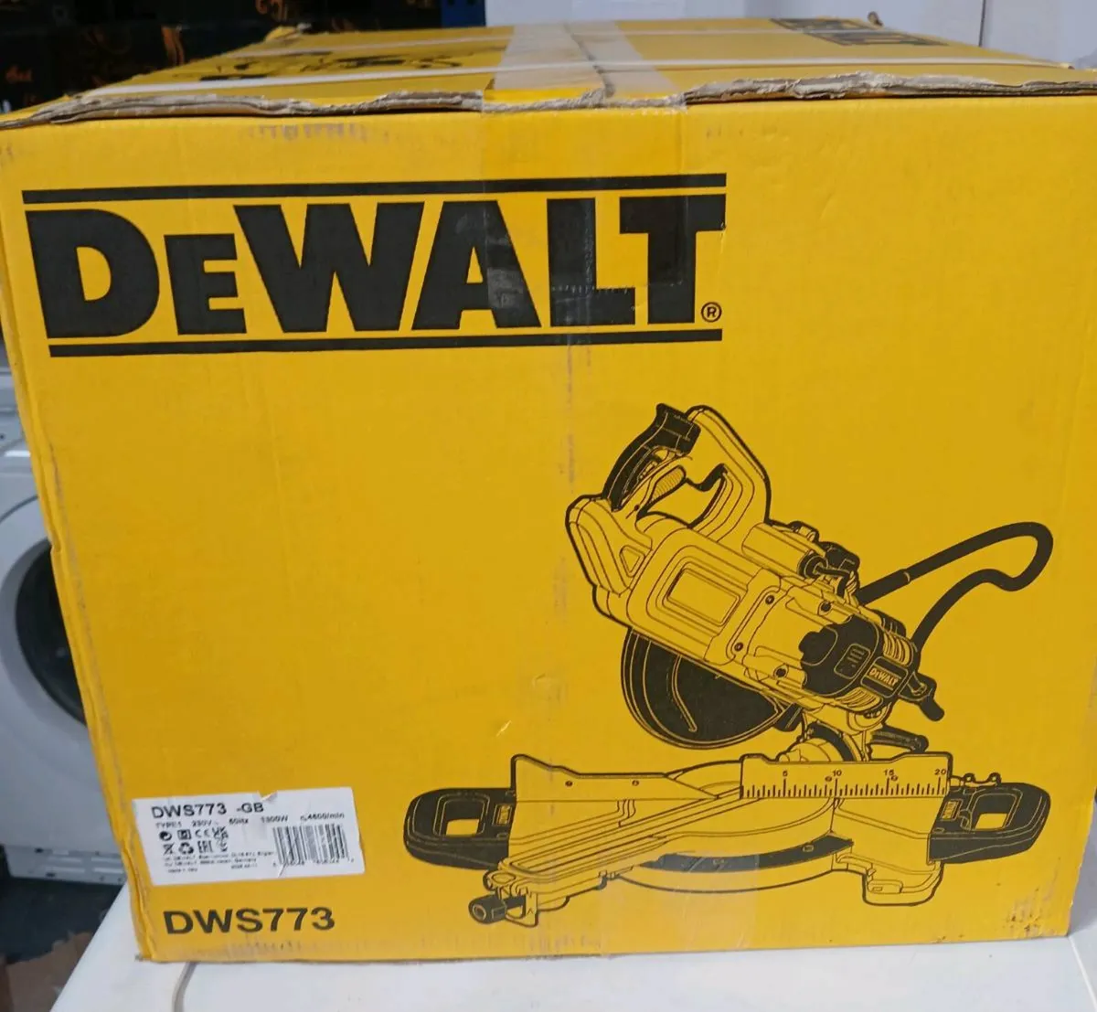 DeWalt chop saw - Image 2