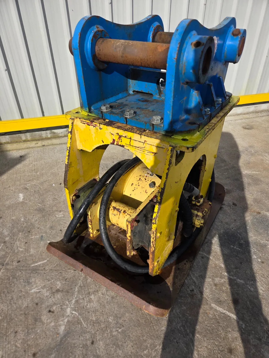 Allied Hydraulic Compactor Plate 80mm pin - Image 2