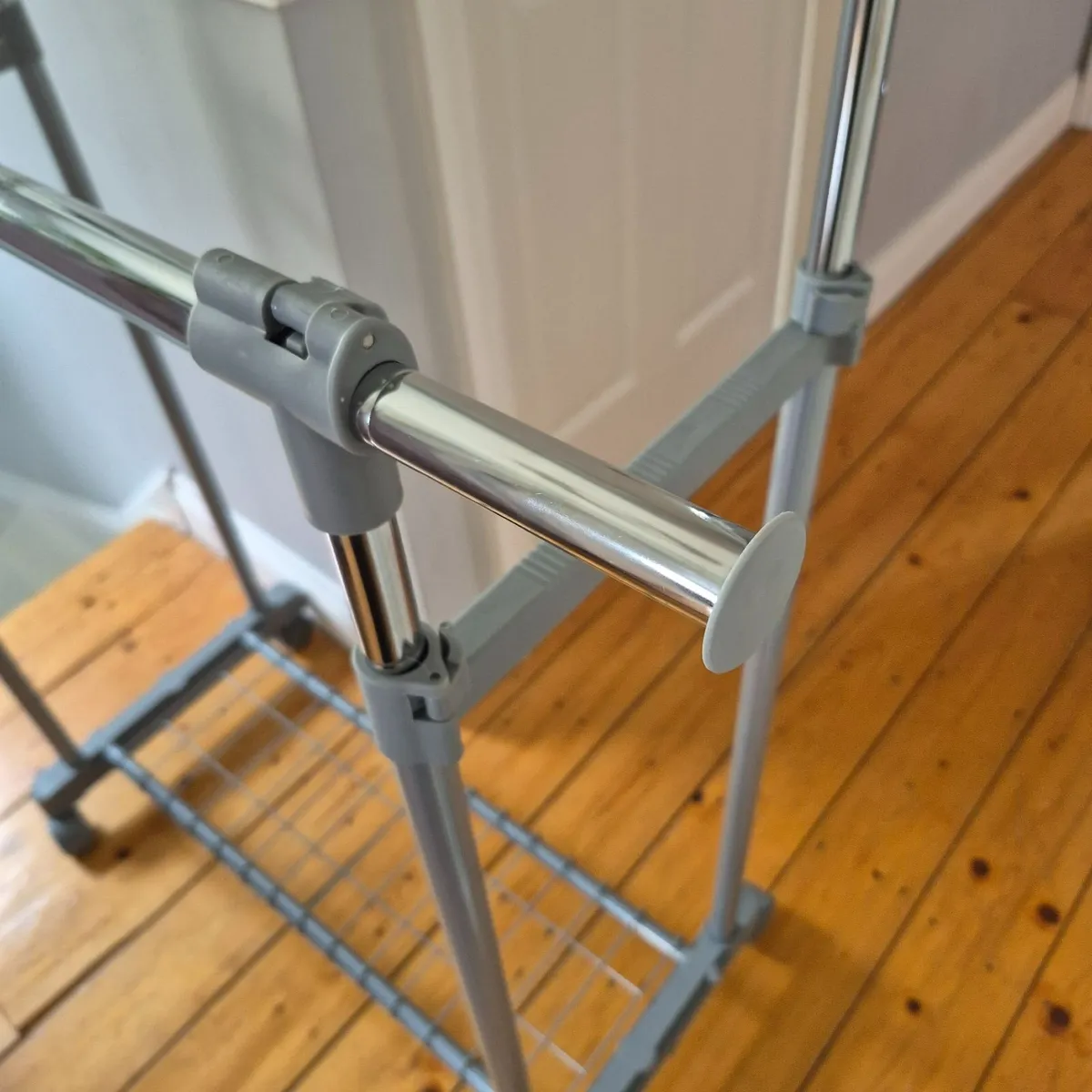 Clothes Rail - Image 4