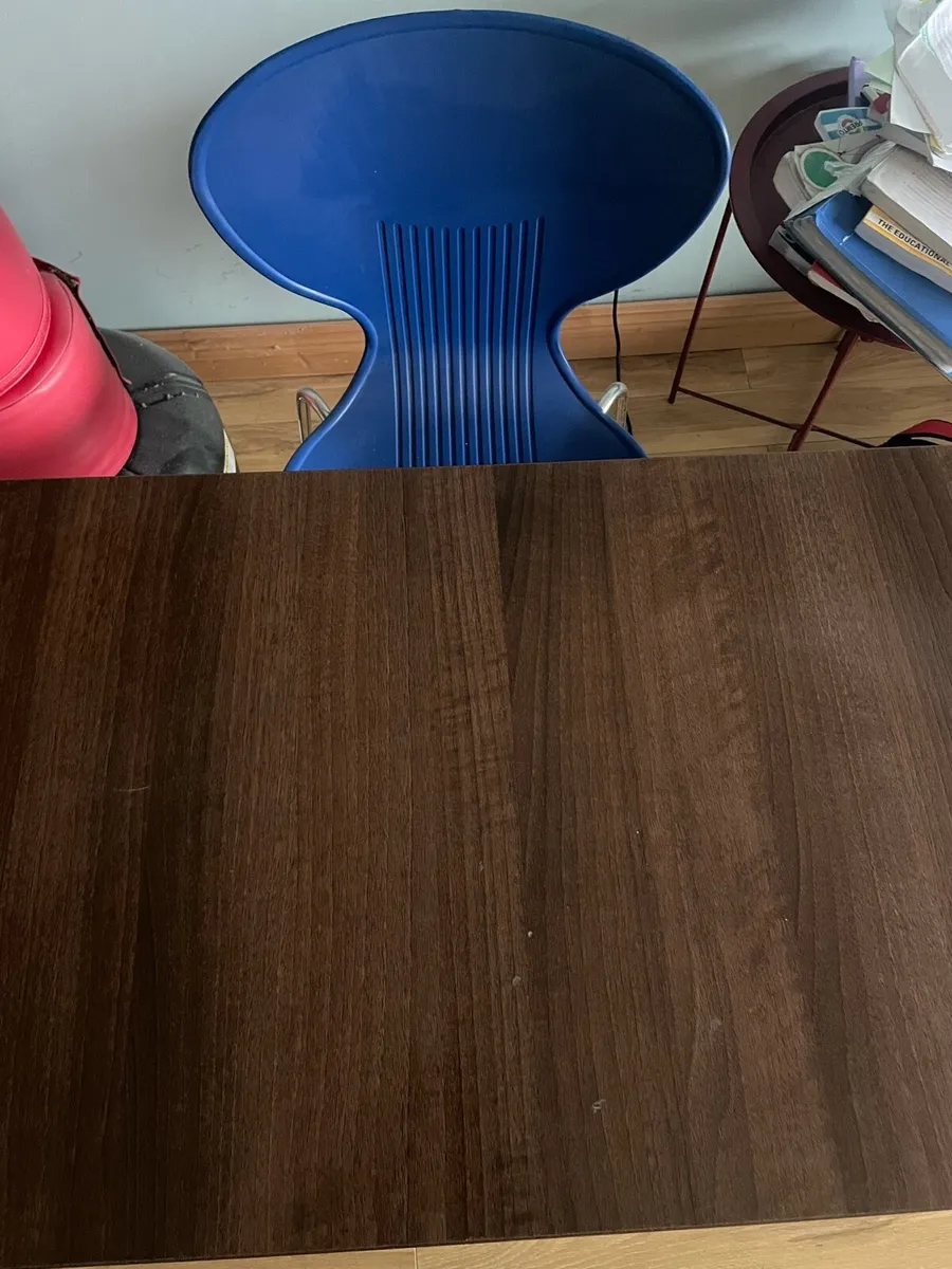 Desk and chair - Image 1