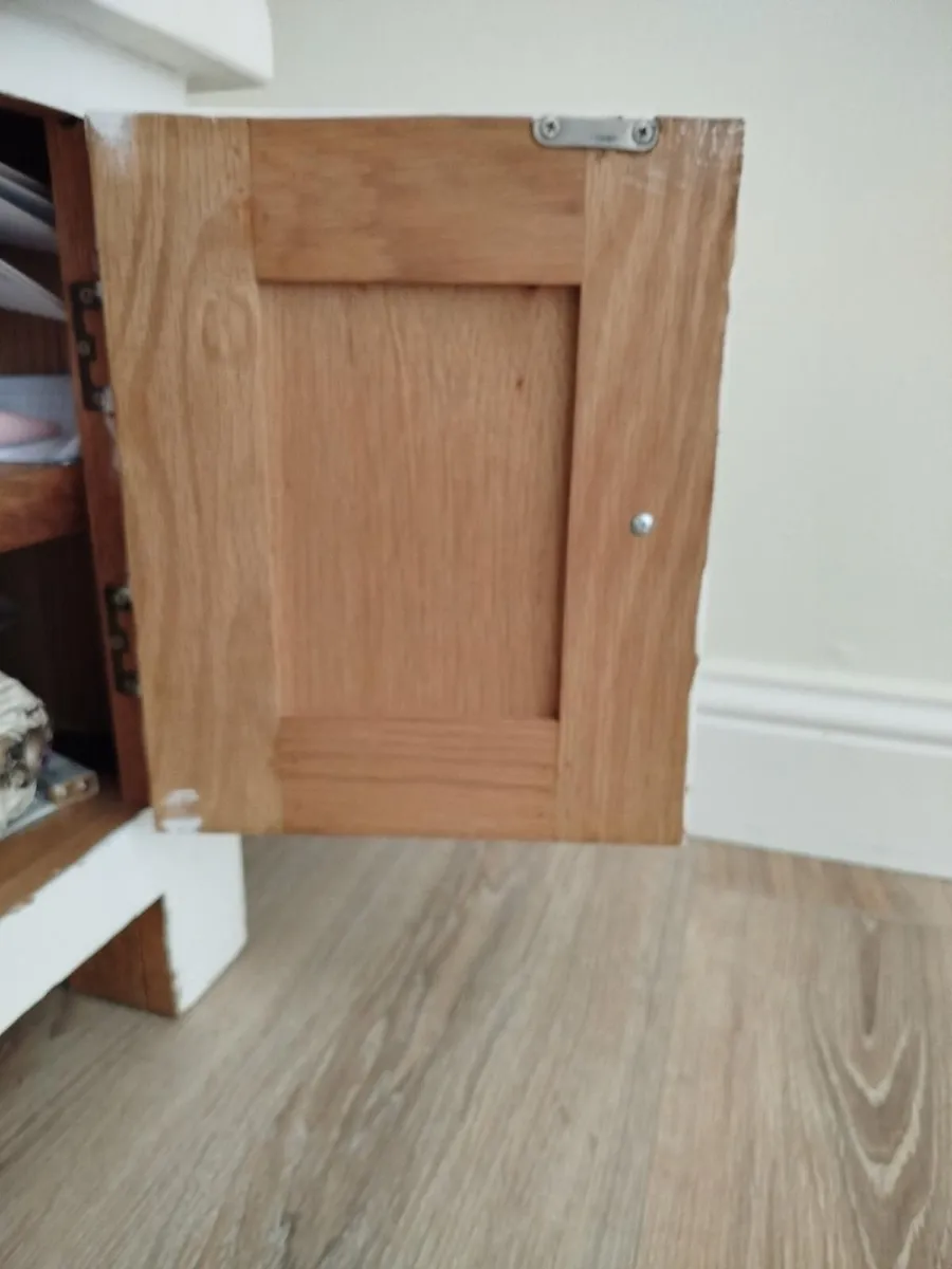 Solid Oak TV Unit - Image 3