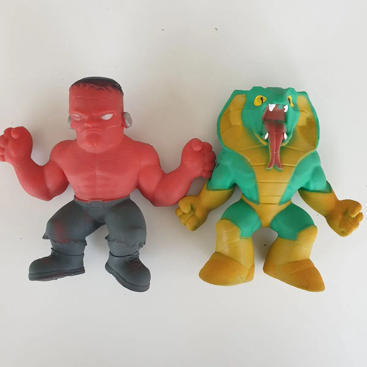 Stretcherz stretch squad X 9 sensory toys - Image 3