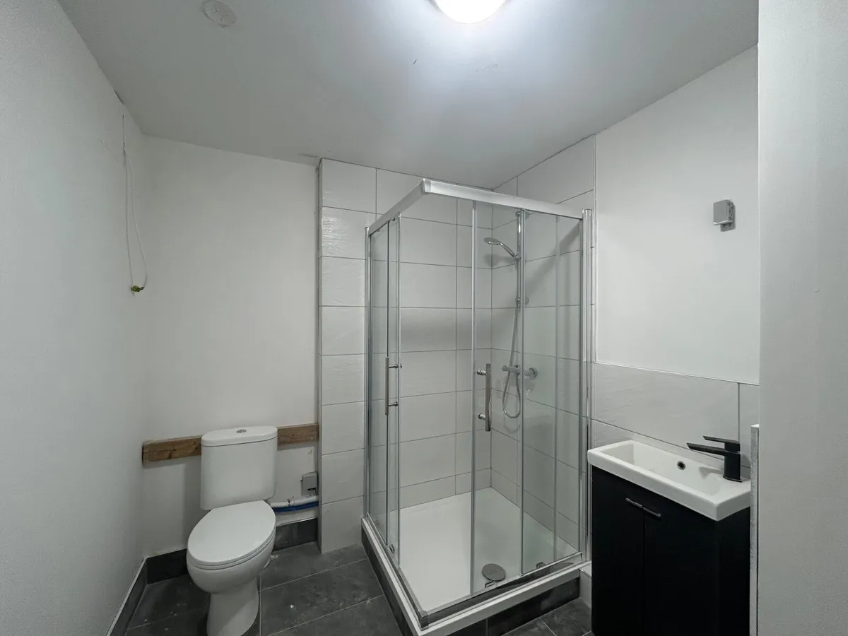 Two double rooms for rent - Image 4