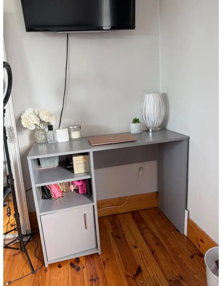 Grey bedroom desk - Image 1