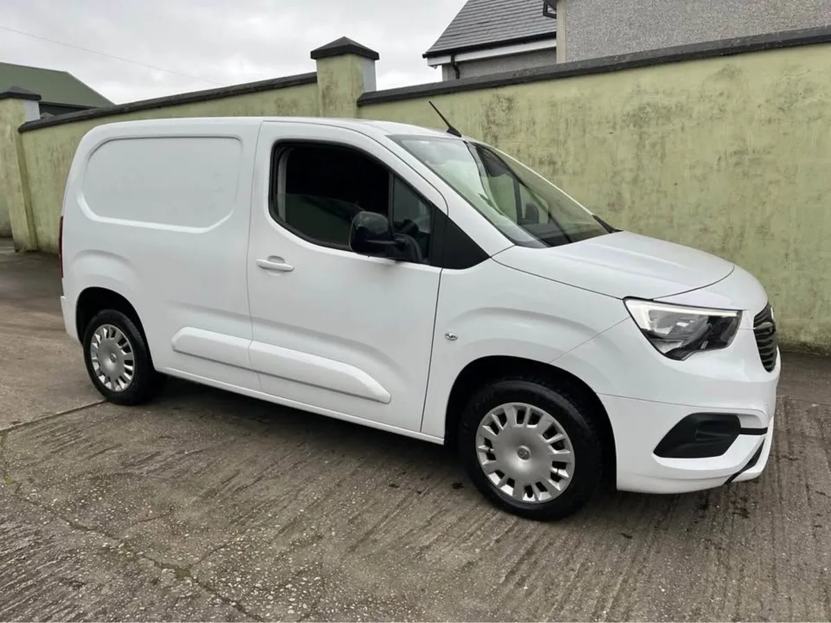 2023 VAUXHALL COMBO PRO 3 SEAT * PARTNER BERLINGO - Image 1