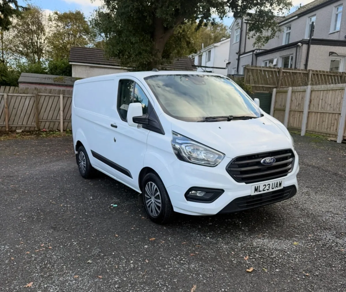 Ford Transit Custom 2023 - Image 1