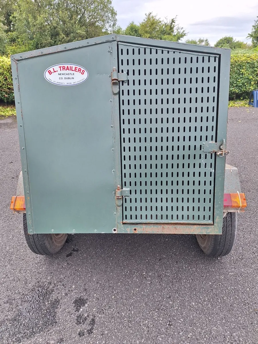Dog Trailer - Image 3
