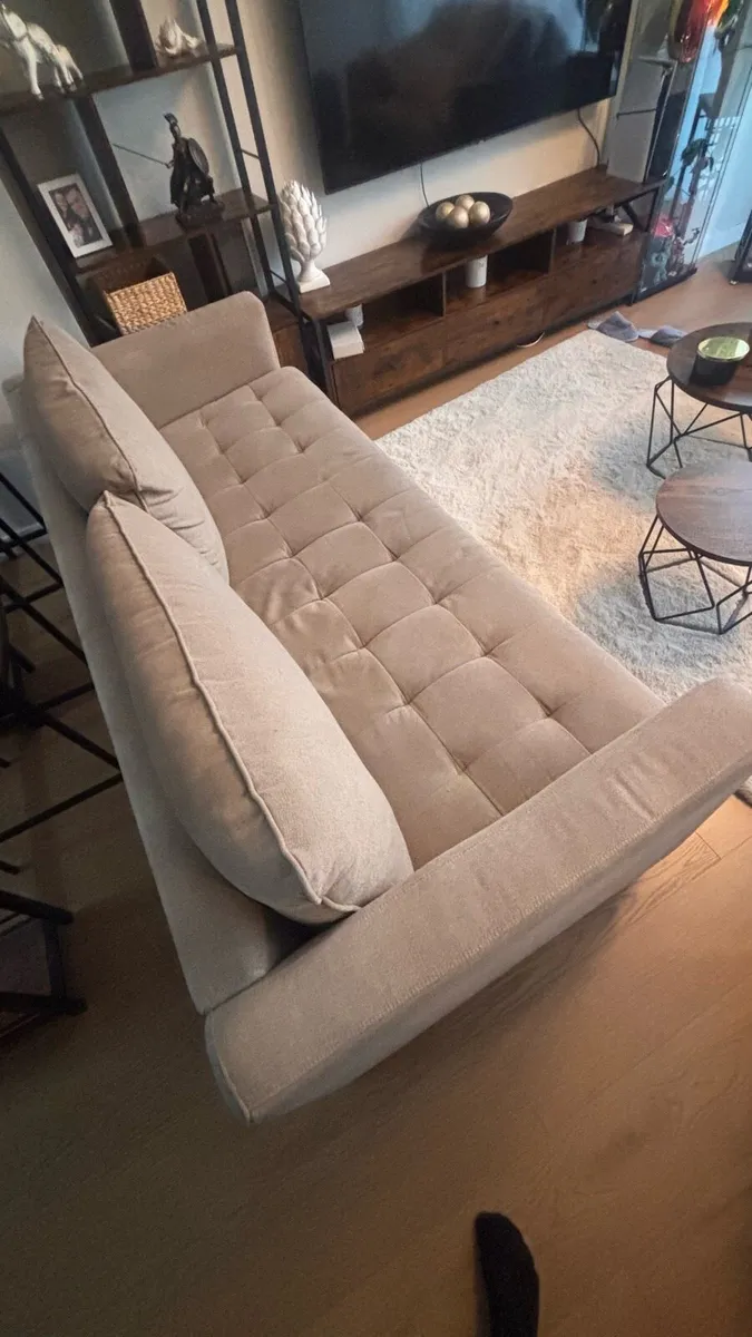 3 and 2 seaters sofas - Image 4