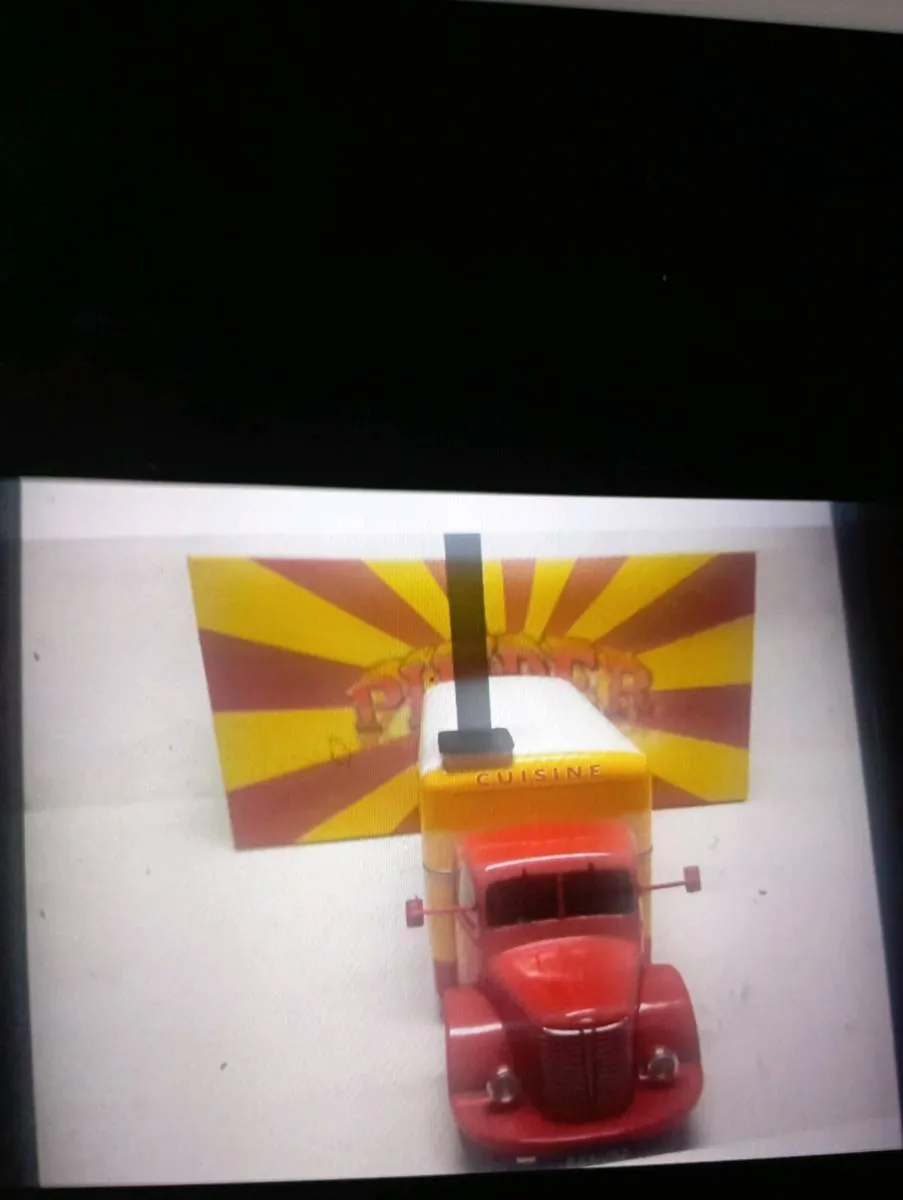 1-43 SCALE DIE-CAST MODLE THE UNIC =ZU 51 TRUCK. - Image 4