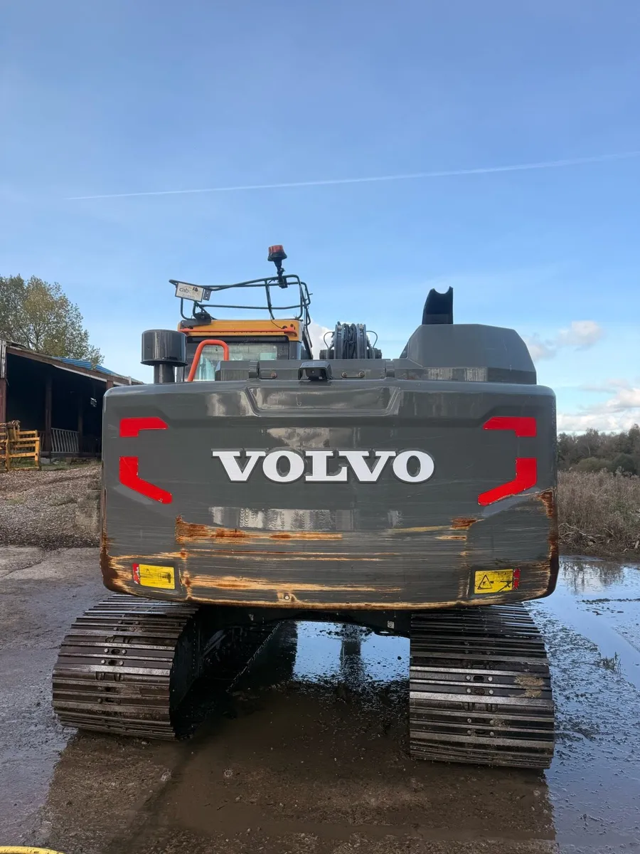 Volvo EC140 - Image 3