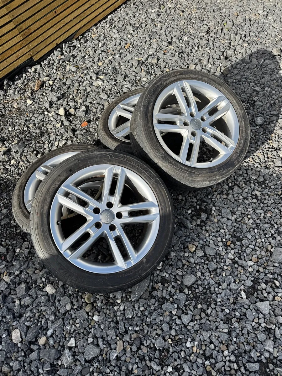 Genuine AUDI A6 S-Line Alloys 18 Inch - Image 1
