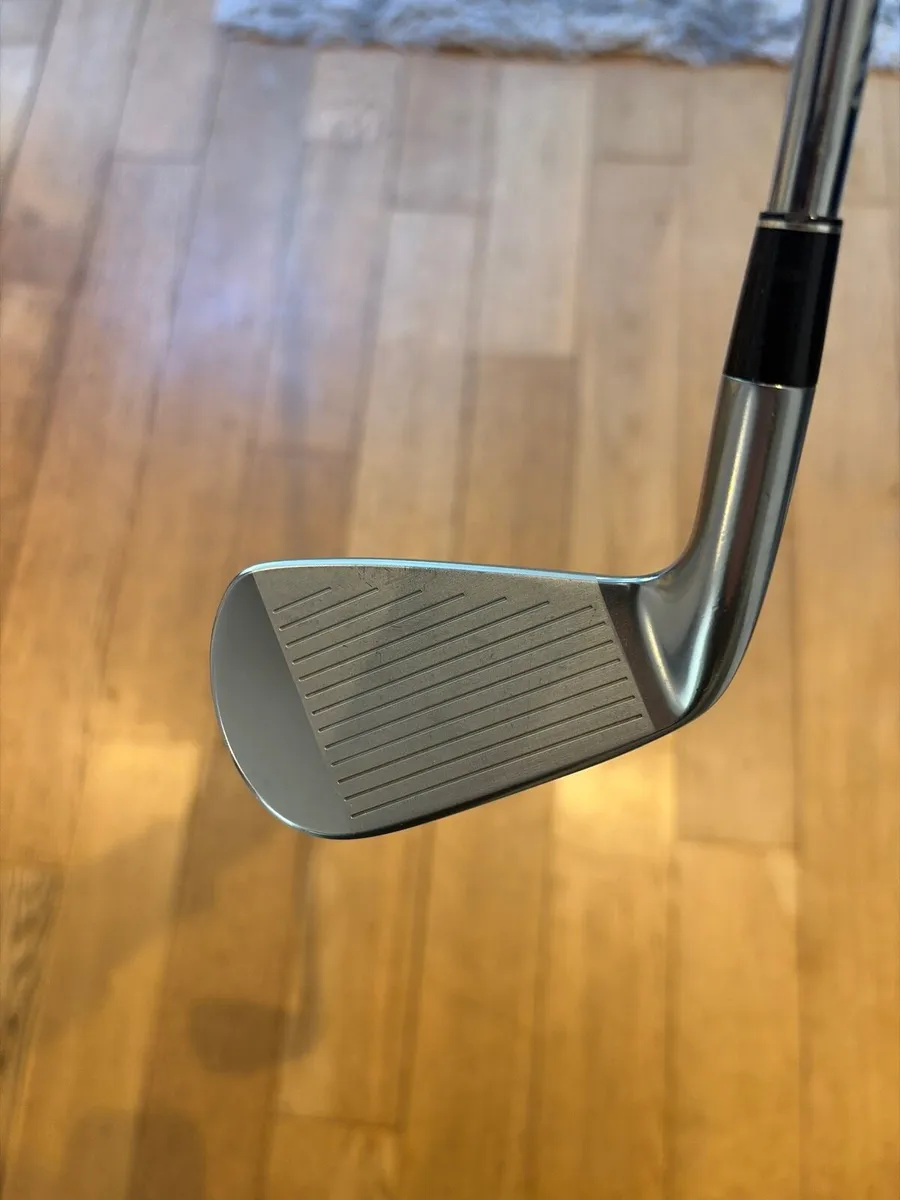 Srixon ZX 3 Iron - Image 2