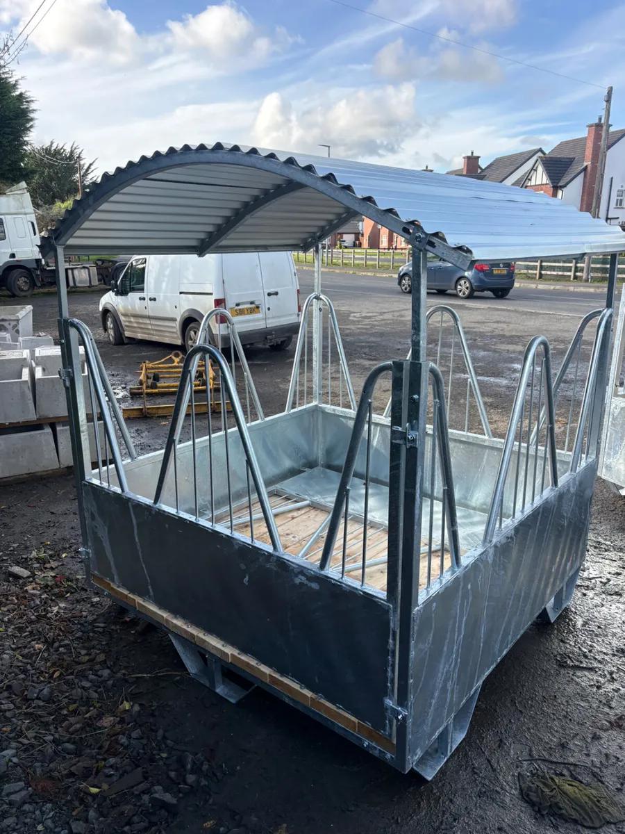 New horse feed box - Image 1