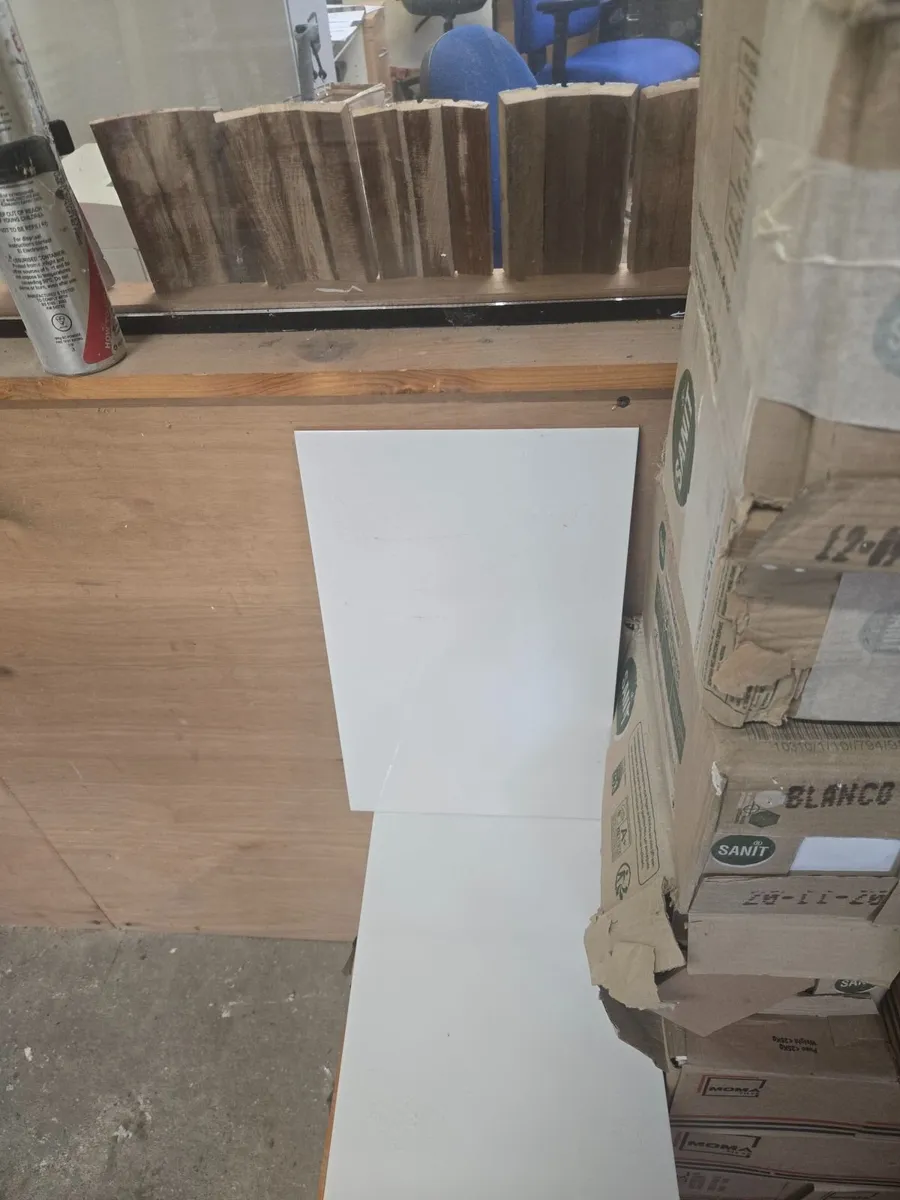 Various White Tiles - Image 4