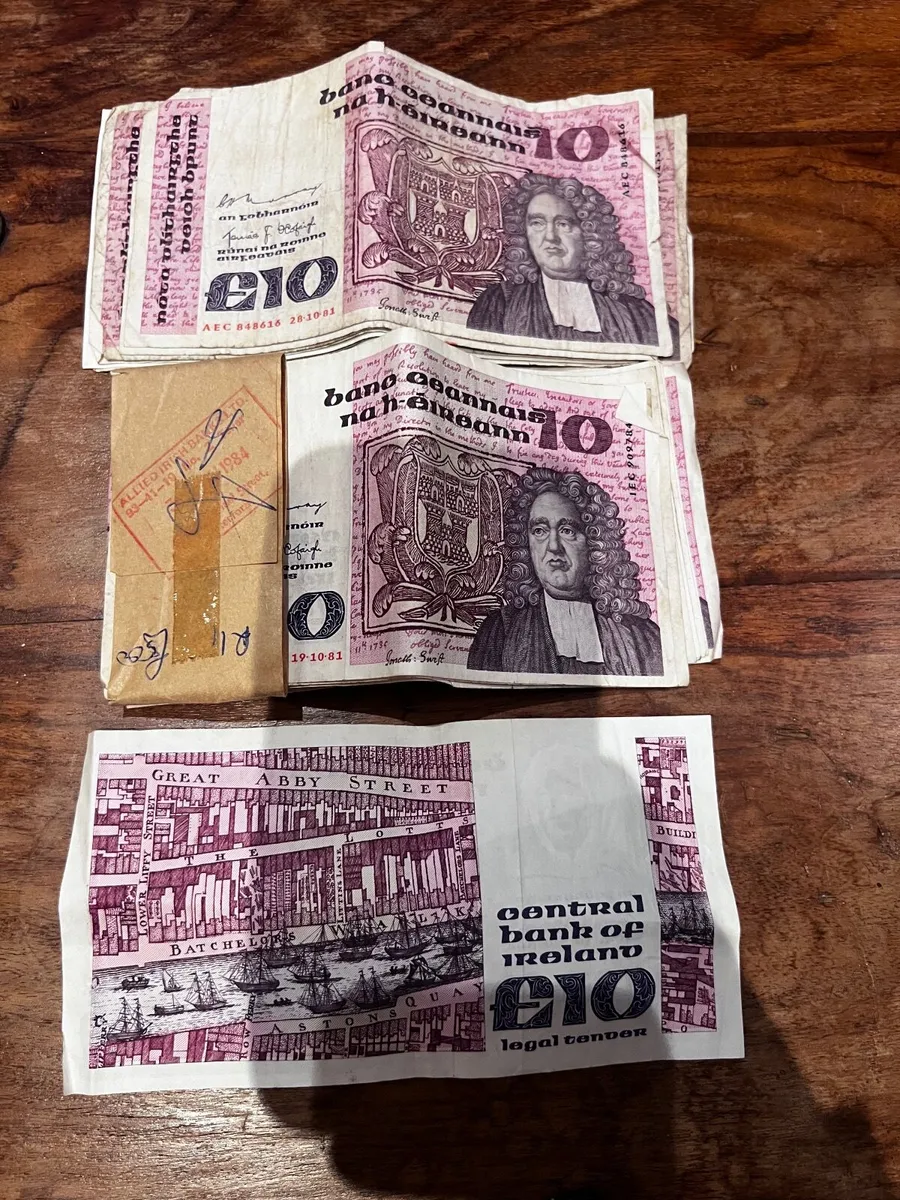 Series B £10 "Jonathan Swift" Irish Pound (Punt) - Image 1