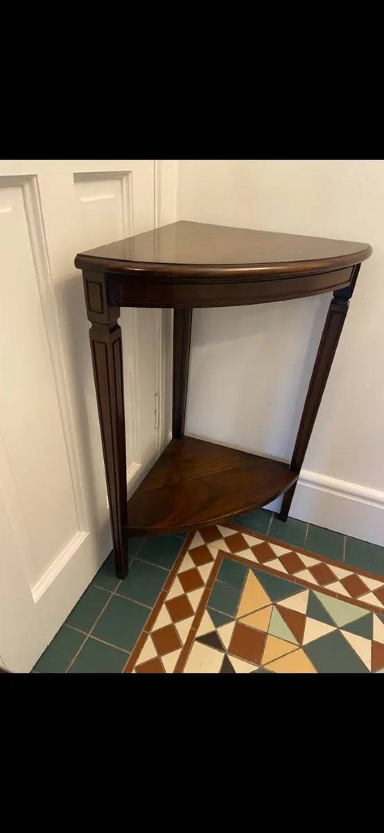 Mahogany Corner Table - Image 1