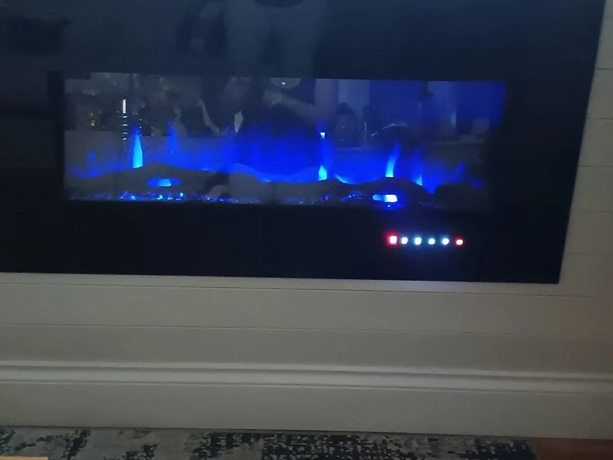 Ezee Glow 42" Mini Zara Metal Wall Electric  Fire - Image 3