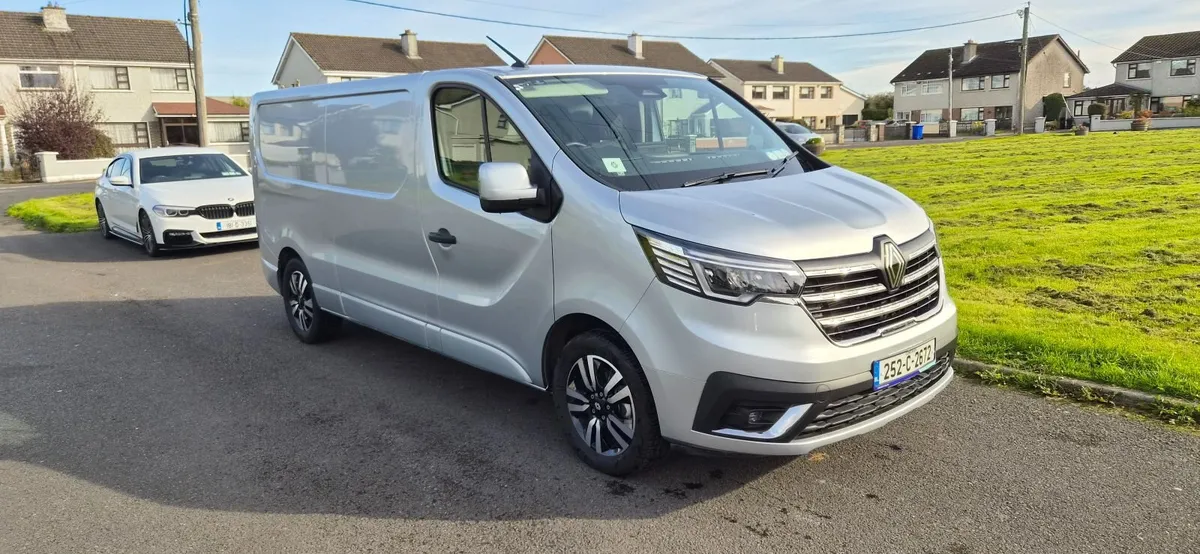Renault Trafic 2025 LL30 170bhp **NO VAT** - Image 2