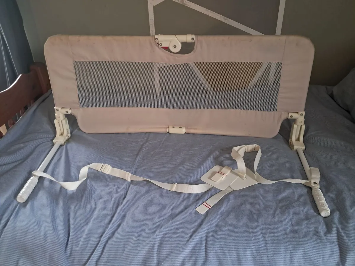 Bed rail