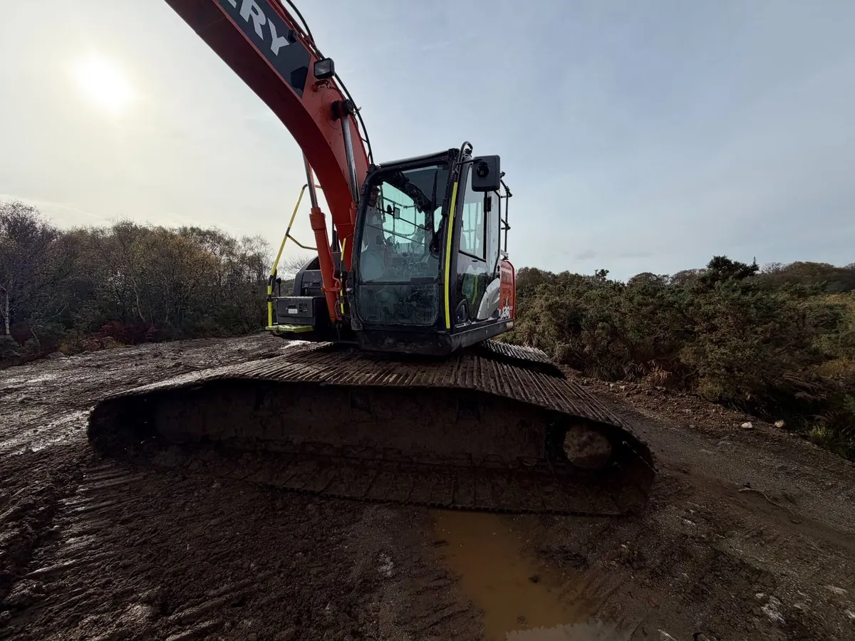 Hitachi 130-LCN6 - Image 2