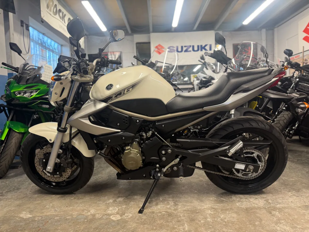 2009 Yamaha XJ6 - Image 4