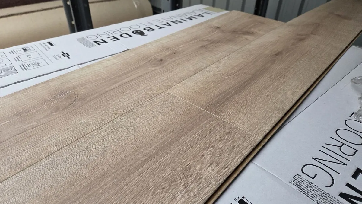 Sand Oak 7mm Laminate Flooring - Image 3